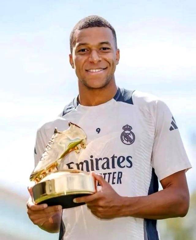 为什么尼克斯队和锡伯杜需要在季后赛前增加阵容深度