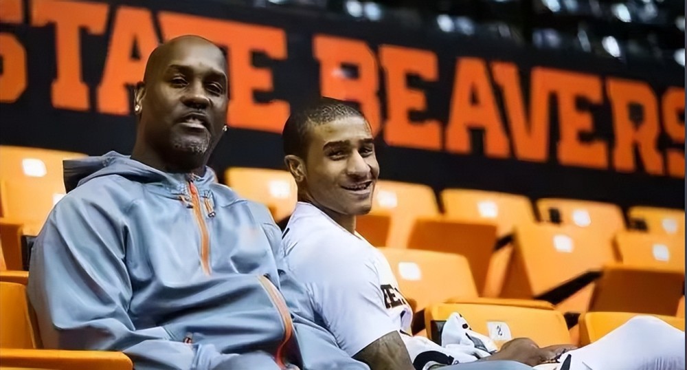 他同样有机 他同样有机